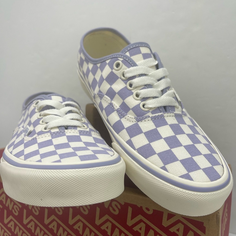Vans WMNS Authentic
Checkerboard Lilac Sneakers
VN000BW5LLC
Lavender - Picture 7 of 16